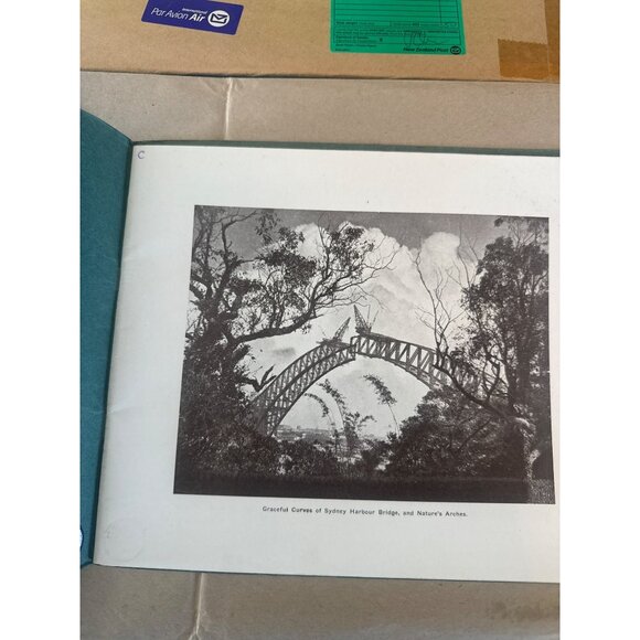 Building The Sydney Harbour Bridge rare Book Collection - Picture 2 of 9